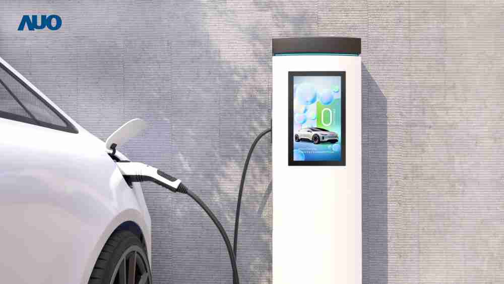 友達〝EVSE車用充電樁解決方案〞專為電動汽車充電樁設計，，，，具有高亮度、、、克服戶外艱難環境的耐溫、、耐紫外線等特性，，並搭載散熱性及擴充性強的高效能工業電腦，，，，可實現人機互動訴求，，如資訊顯示、、、支付等應用