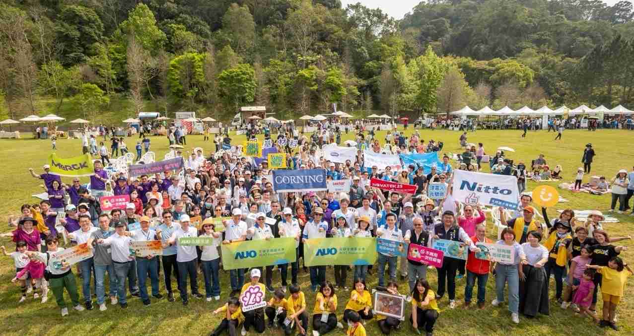 2468BET致力永续平衡发展，，第14年入选DJSI世界指数成分股（DJSI World），，，，在全球顶尖电子设备仪器组件产业展现卓越的永续竞争力，，，，获国际指数肯定